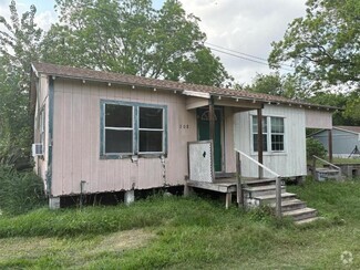 Building Photo - 308 N Kleas St