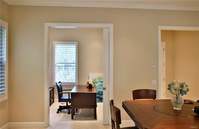 Building Photo - 73 Pinetree, Irvine, CA 92620 - 4 BR 3.5 B...