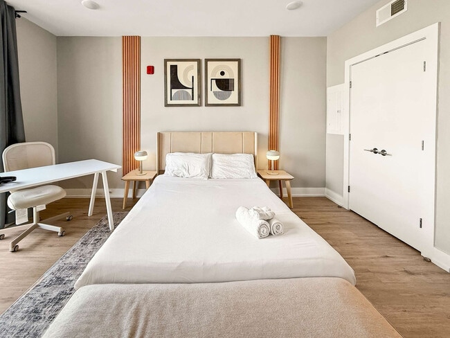 Building Photo - 626 N Delaware Ave