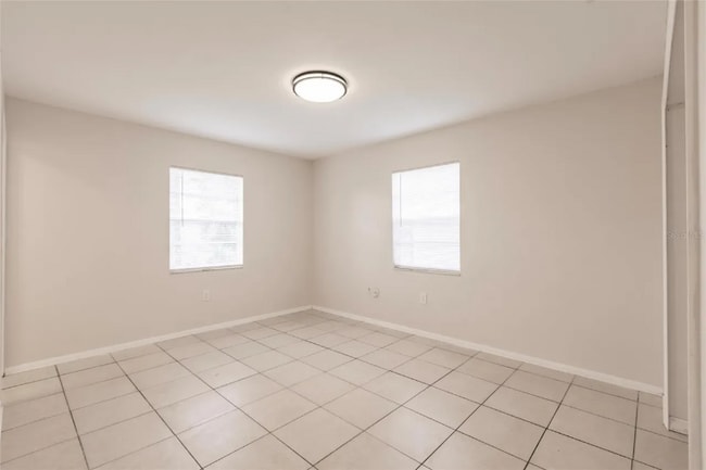 Foto del edificio - 1665 Florence Ave