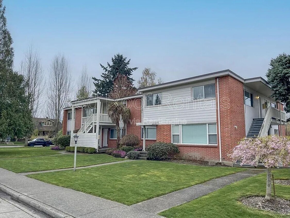 Primary Photo - 1115 N 12th St