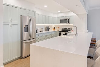 Building Photo - 4748 S Ocean Blvd