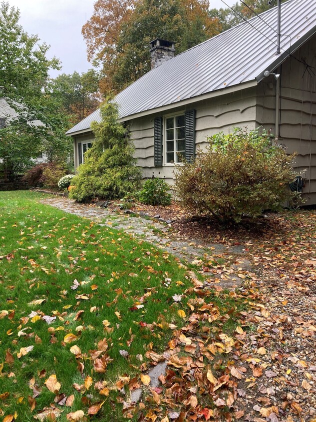 Primary Photo - 25 Sandstrom Rd