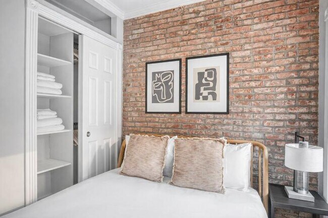 Building Photo - 229 1st Ave