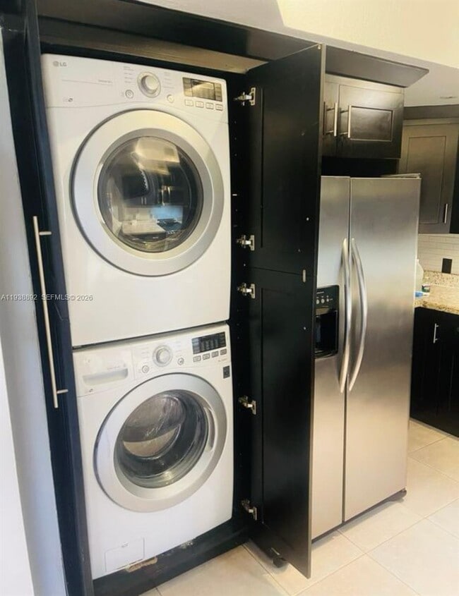 Building Photo - 17455 NW 75th Pl