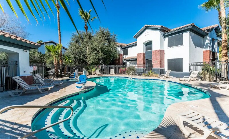 Foto del edificio - 5858 W Chandler Blvd