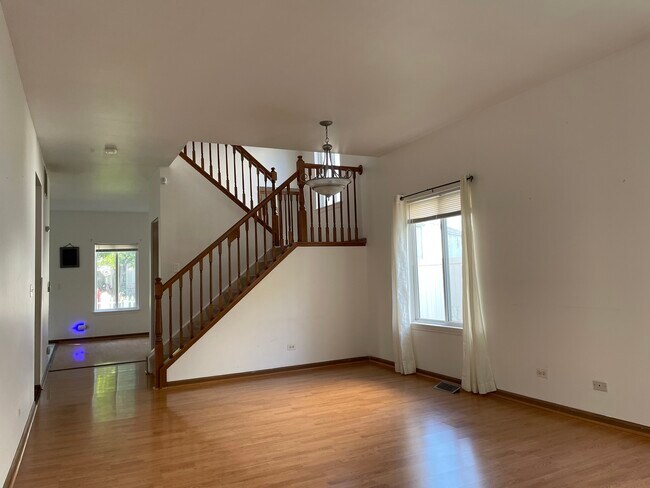 Building Photo - 2587 Warm Springs Ln