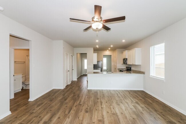 Foto del edificio - 7518 Tipton Meadow Way