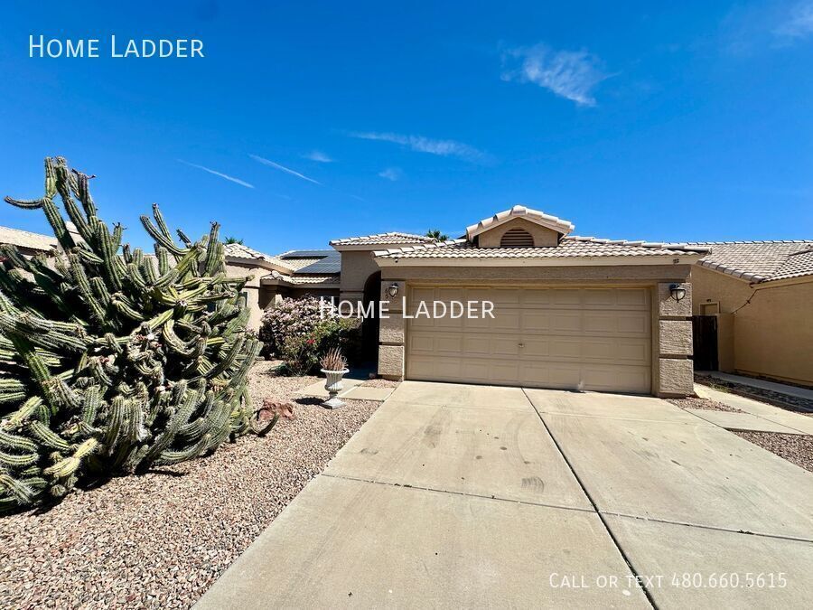 Photo - 654 W Country Estates Ave-