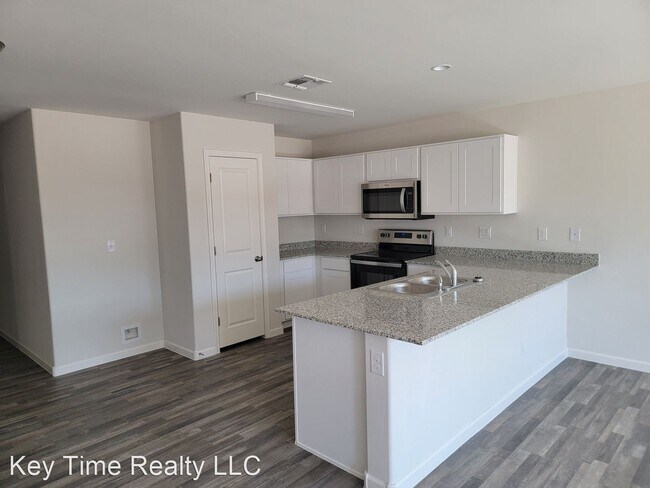 Building Photo - 4 br, 2 bath House - 576 Holly Street