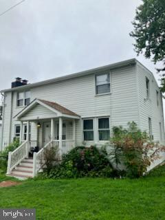 Foto principal - 82 Harding Ave.