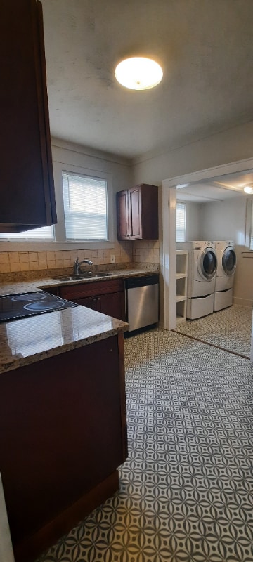 Building Photo - 636 Benton Ave