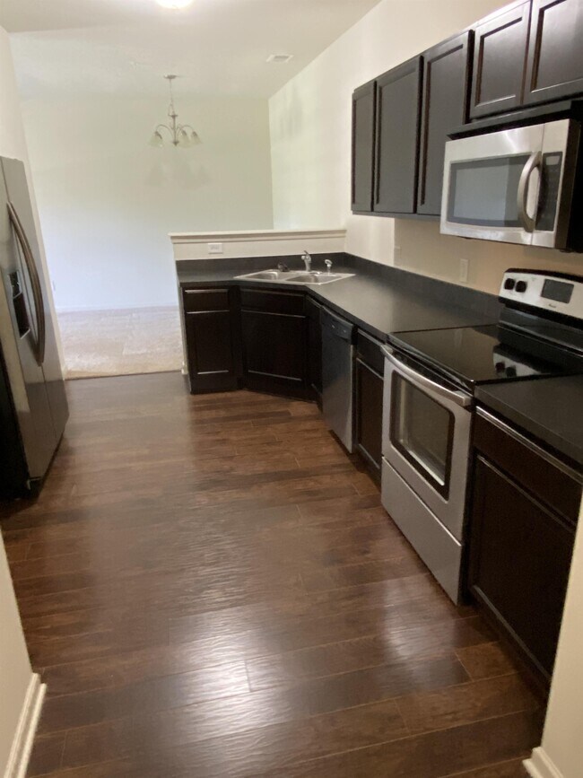 Building Photo - 12030 Zircon Ln
