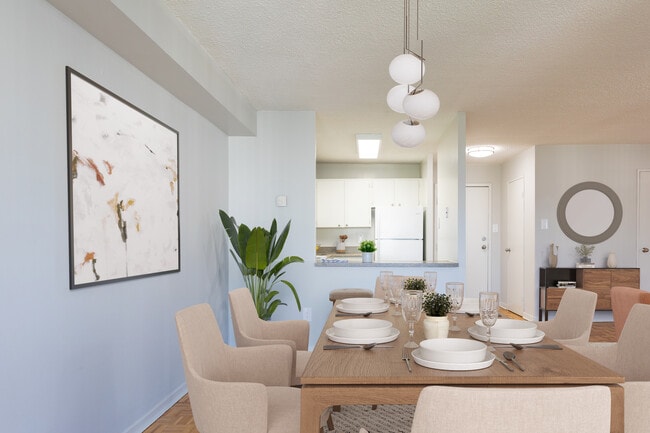 Building Photo - The Maplewoods