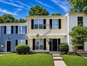 Building Photo - 5571 Wells Cir