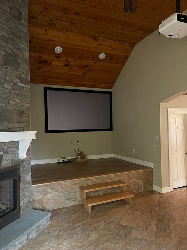 Foto del edificio - 378 W Main St