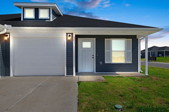 Building Photo - Incredible New 3 Bedroom Townhome
