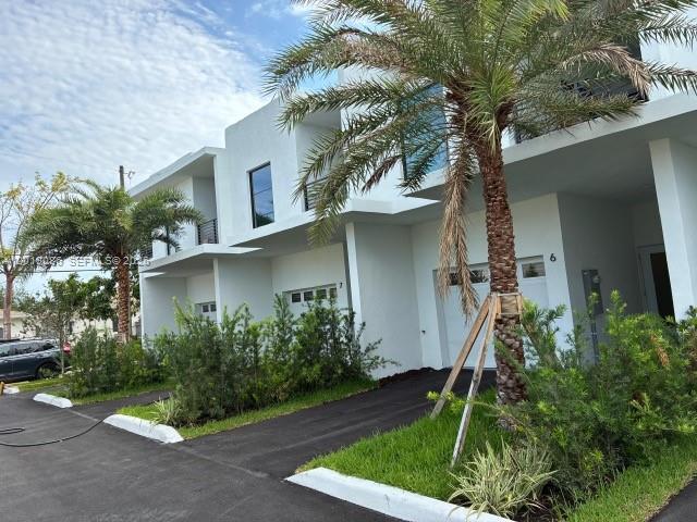 Foto del edificio - 2511 Pierce St