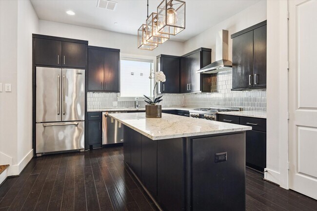 Foto del edificio - 2648 Fountain Key Blvd
