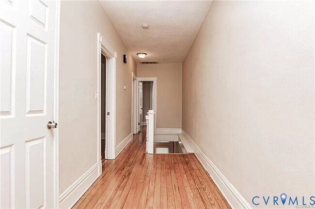 Foto del edificio - 819 Chimborazo Blvd