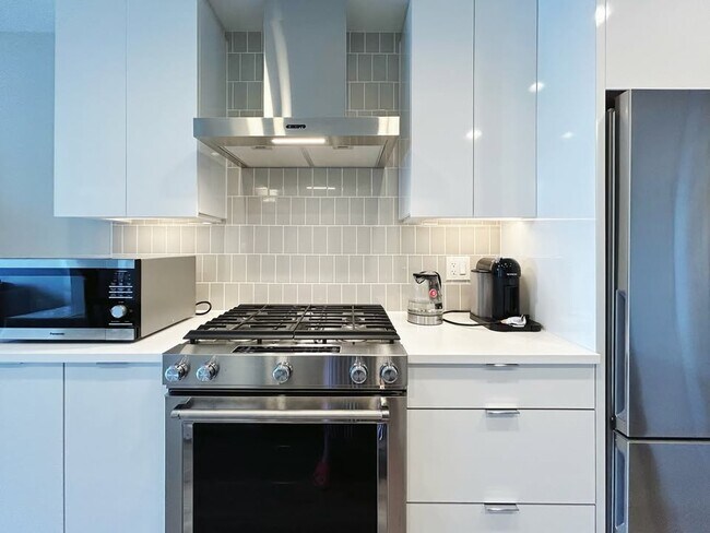 Photo du bâtiment - 1496 Charlotte Rd