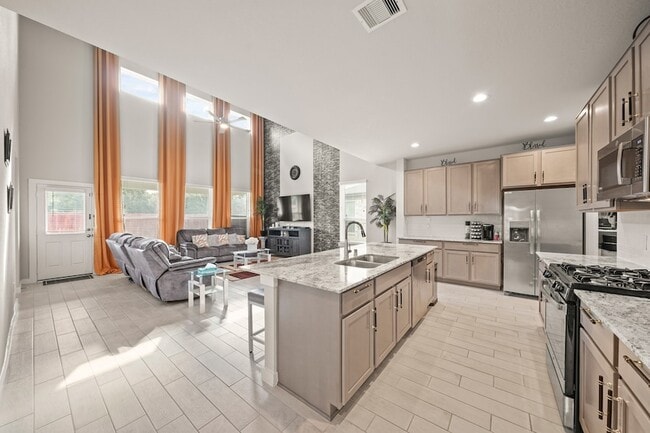 Foto del edificio - 18419 Windy Knl Wy