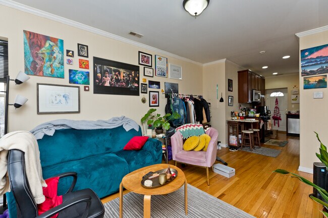 Foto del edificio - 4338 N Spaulding Ave