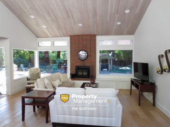 Building Photo - Tranquil Setting in Green Valley