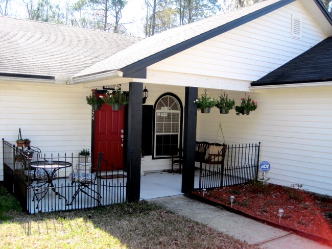 Foto del edificio - 11574 St Josephs Rd