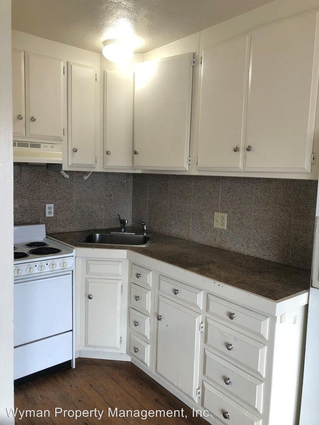 Foto del edificio - 2991 Hilltop Dr