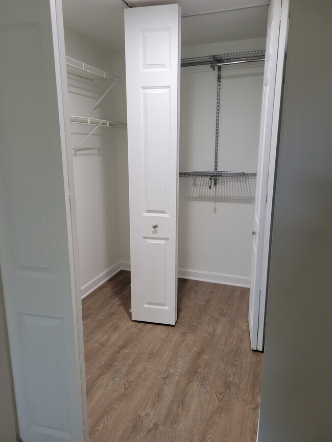 Ample Closets - 45 Orchard Ter