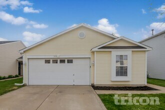 Building Photo - 2414 Summerwood Ln