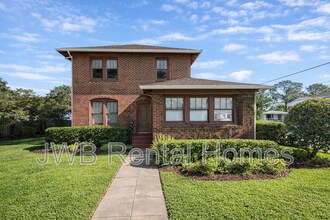 Building Photo - 2941 Selma St