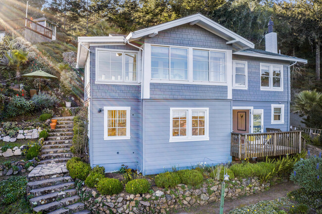 Building Photo - 335 Rose Ave