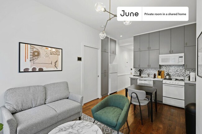 Foto del edificio - Room in Shared 3 bed/1 bath home