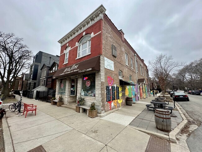 Building Photo - 2211 W McLean Ave