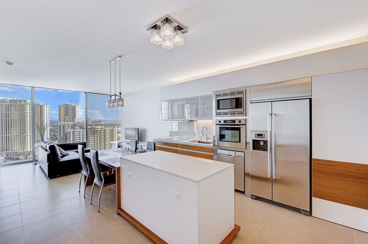 Primary Photo - Veer Towers 1704E-One Bedroom Fully Furnis...