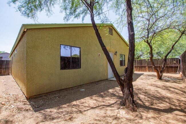 Foto del edificio - 405 E Geronimo Bluff Loop