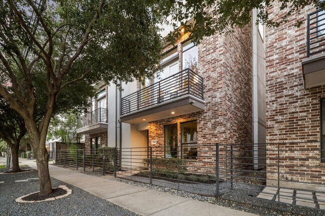 Foto del edificio - 1717 Silver St