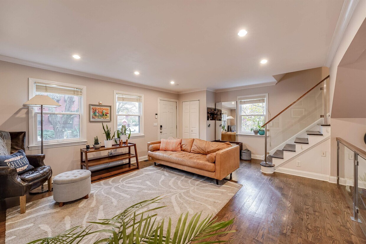 Foto principal - 322 9th St