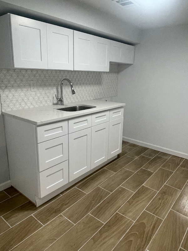 Primary Photo - 42 N 19th St