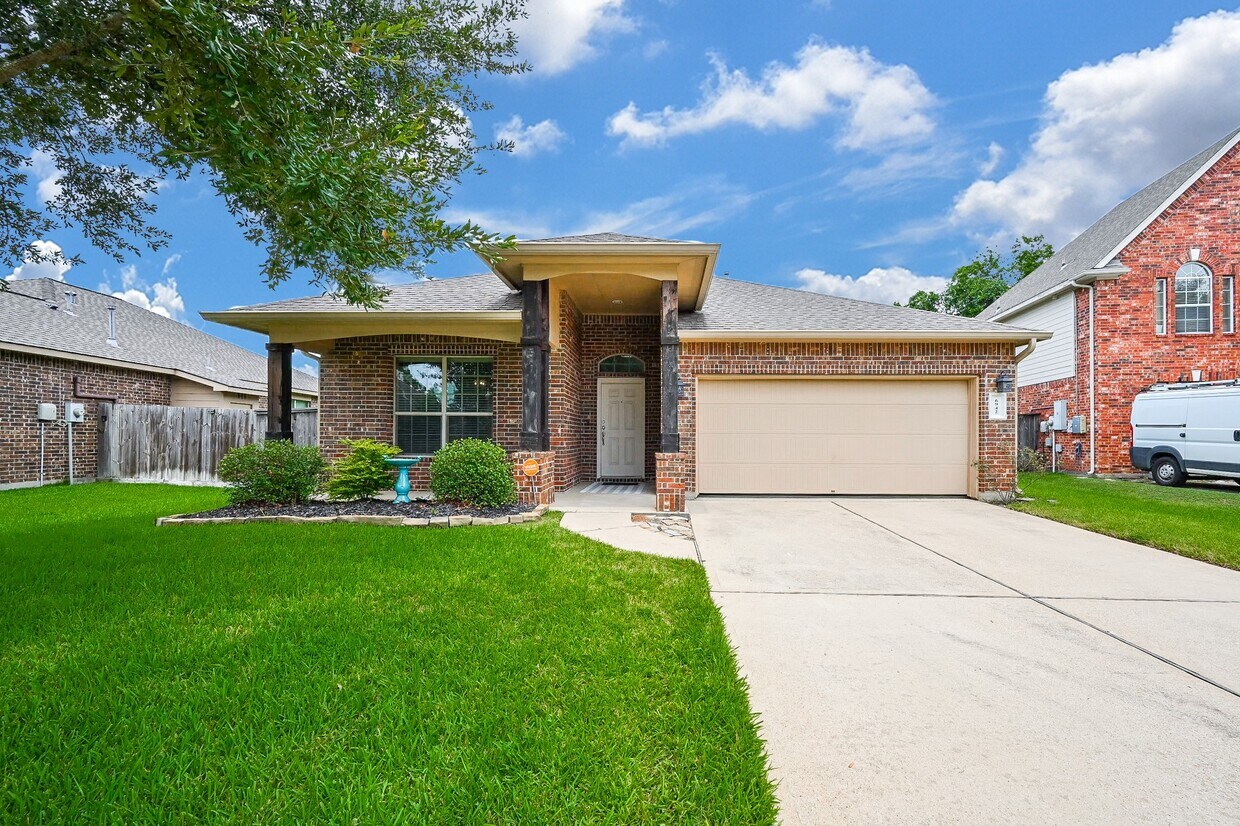 Foto principal - 6942 Hamilton Falls Ln