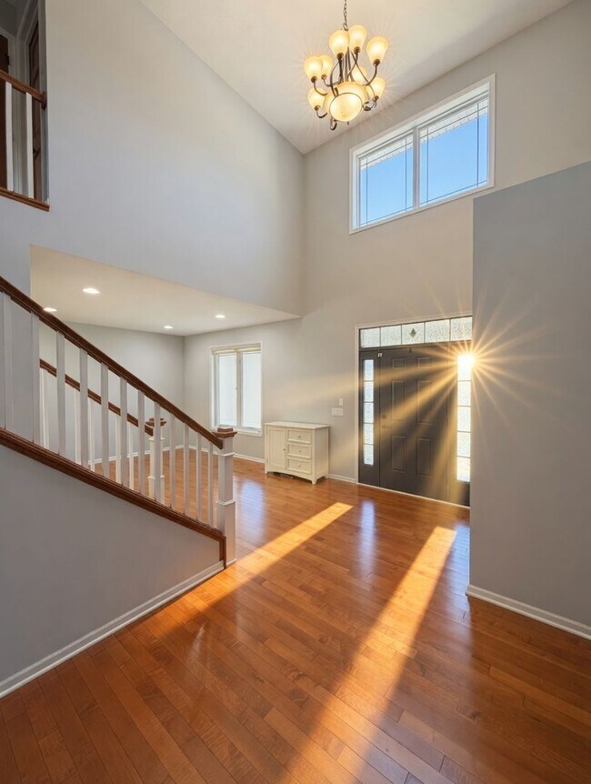 Building Photo - Rare executive rental in chanhassen! 5 beds no upgrade left behind!!!