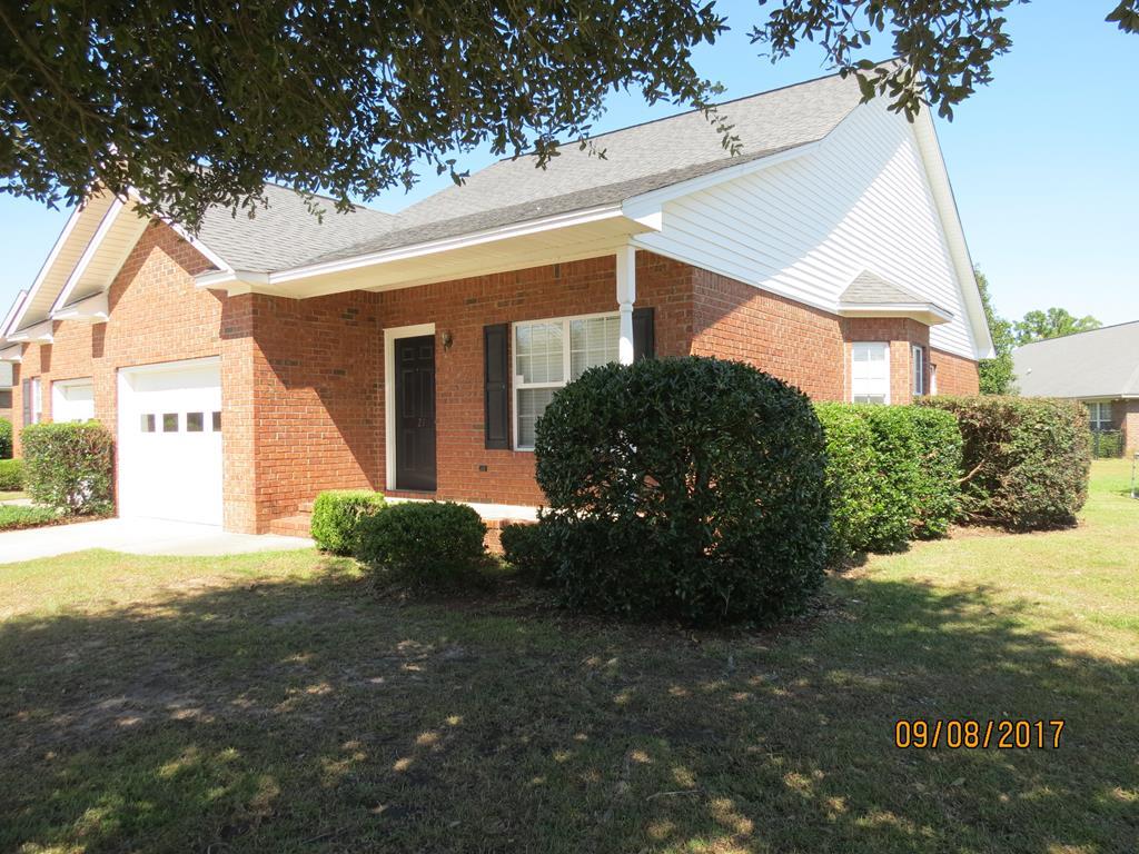 3421 Beacon Dr, Sumter, SC 29154 Townhouse for Rent in Sumter, SC