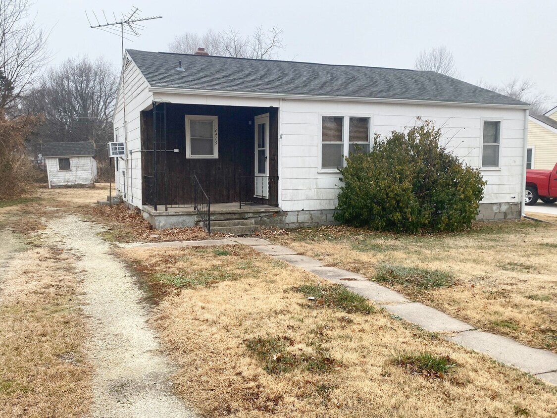 1419 Edgemoor Dr, El Dorado, KS 67042 House for Rent in El Dorado, KS