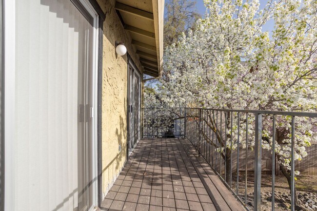 Foto del interior - 3rd & Cedar Townhomes