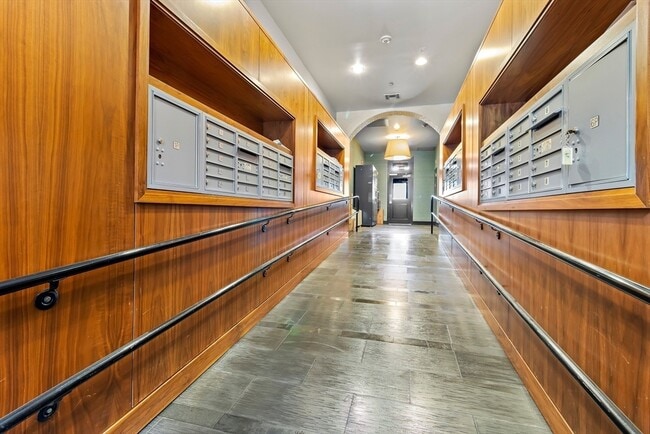 Foto del edificio - 33 3rd Ave