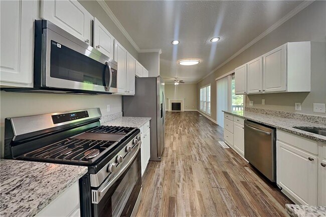 Foto del edificio - 2875 White Blossom Ln