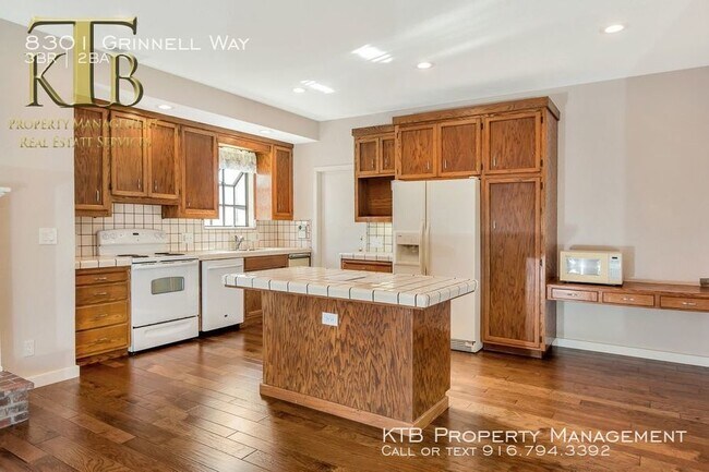 Updated Home With Hardwood Flooring House For Rent In Sacramento