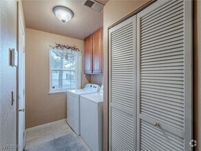 Building Photo - 2521 Seascape Dr